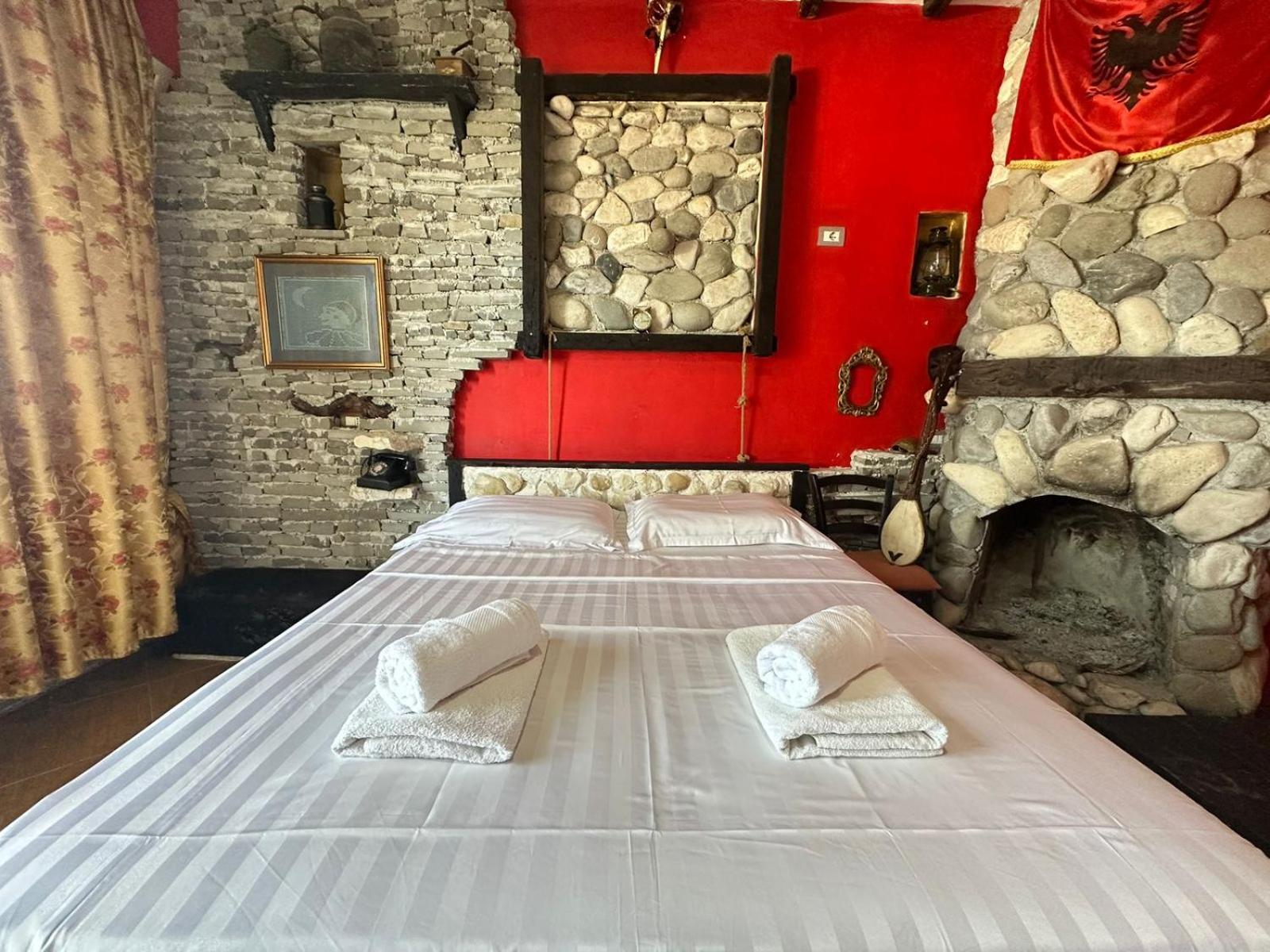 Hotel Vila "Oda E Miqve" Wlora Zewnętrze zdjęcie