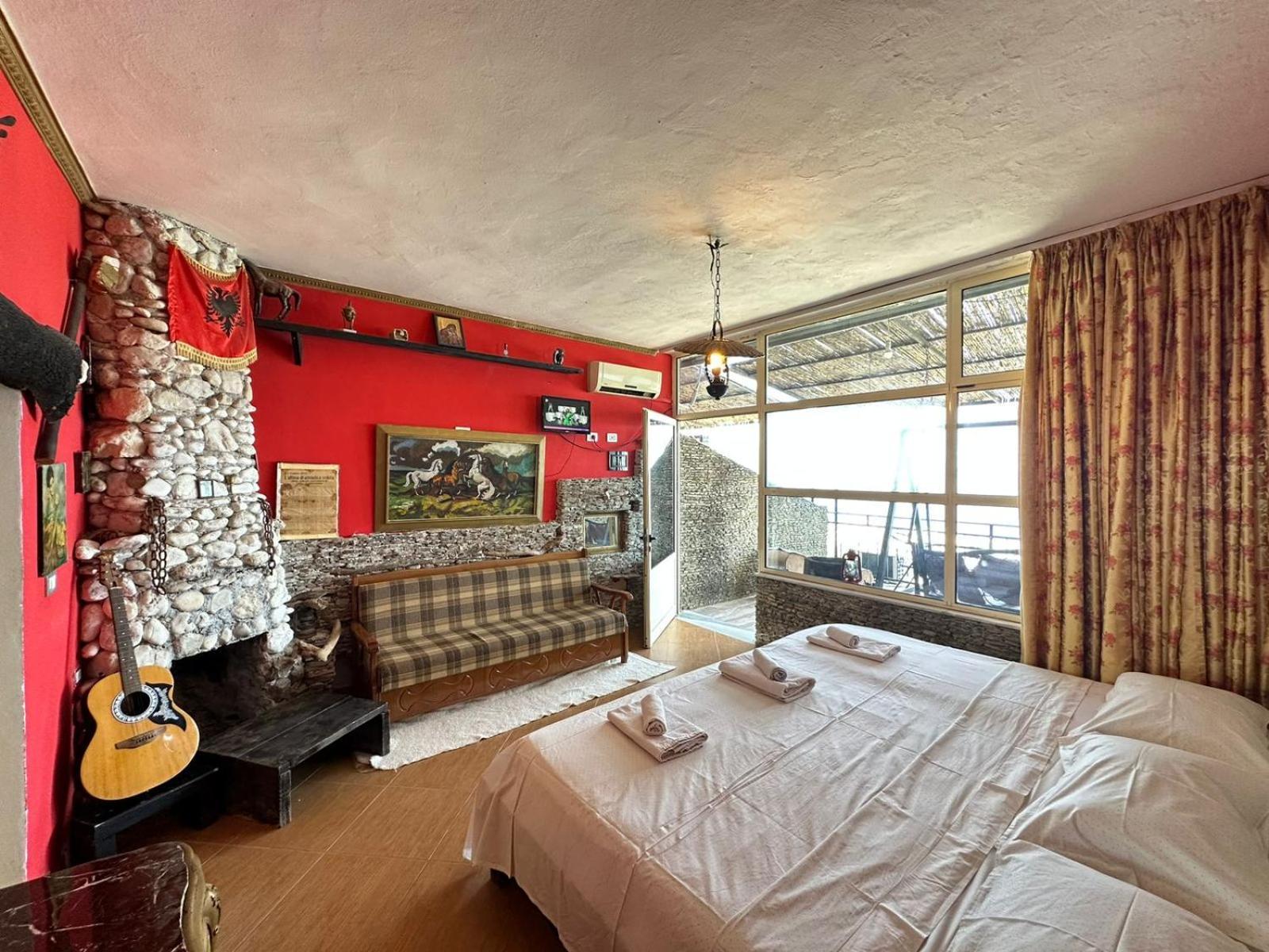 Hotel Vila "Oda E Miqve" Wlora Zewnętrze zdjęcie