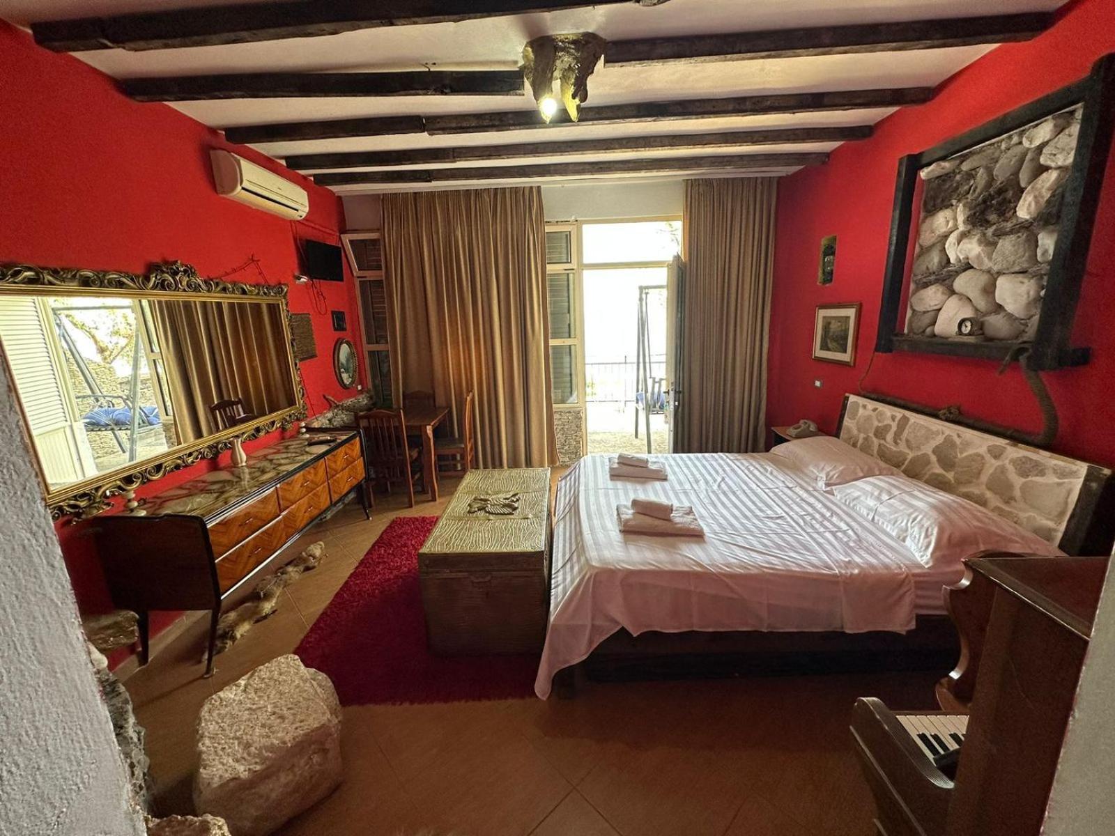 Hotel Vila "Oda E Miqve" Wlora Zewnętrze zdjęcie